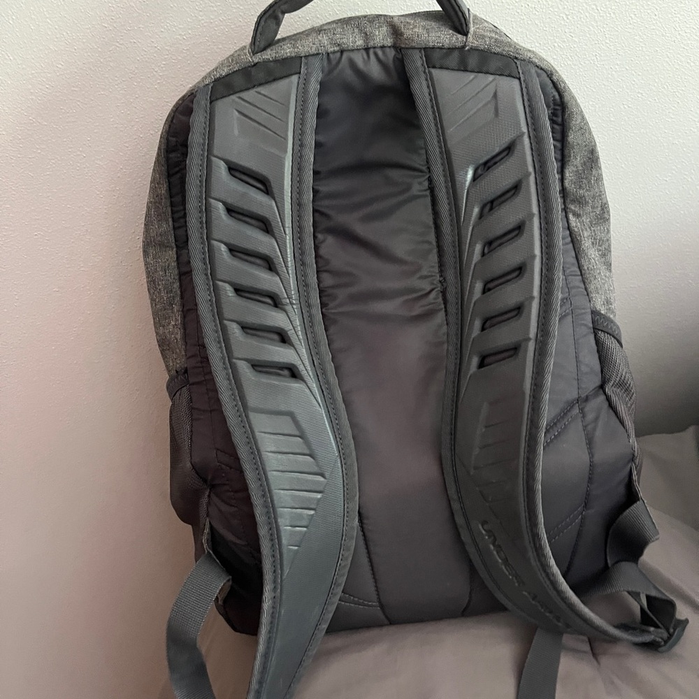 Under Armour Gray and Black Athletic Backpack - Picture 3 of 3